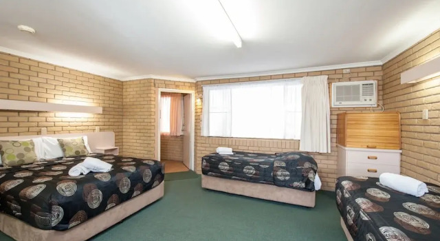 Номер Executive Jacaranda Place Motor Inn