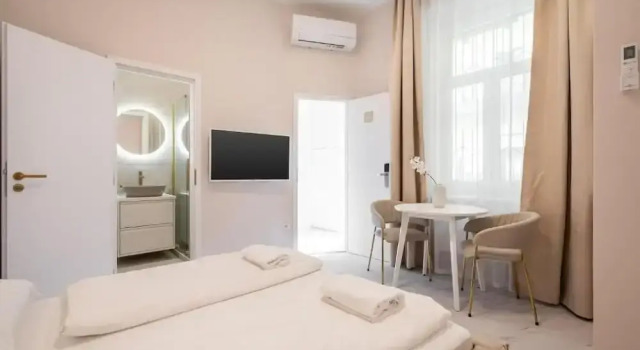 Апартаменты Executive A13- Deluxe Apartments, Best Location, by BQA