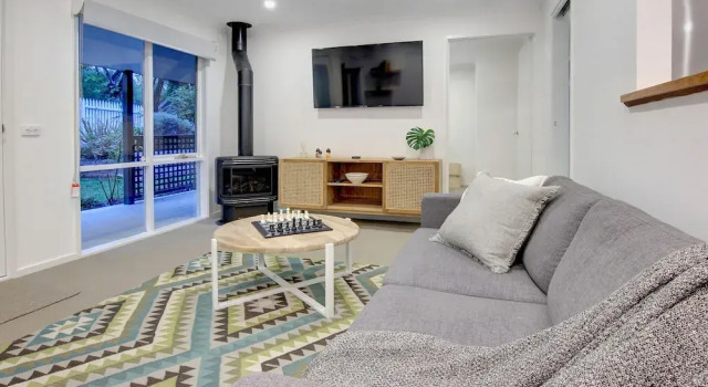 Stylish Coastal Retreat, Book Hotel Rye 