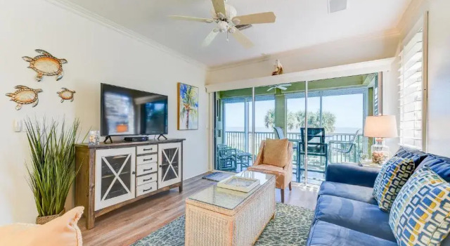 South Beach Club 205, 3 Bedrooms, Ocean View, 2nd Floor, Elevator, Sleeps 6, Book Hotel Hoteller i Flagler Beach med pool, Swimmingpool