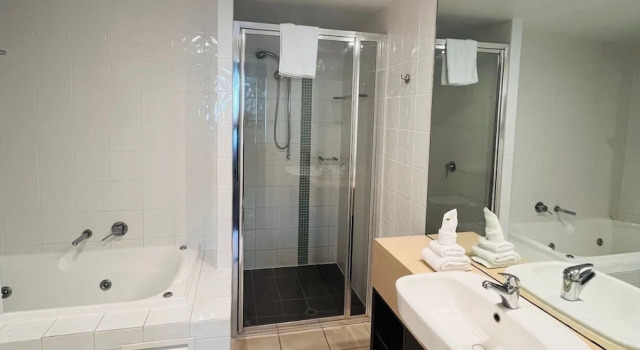 Номер Standard Пентхаус c 1 комнатой с видом на воду at Marina Shores