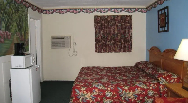 CheeriO Inn - Glennville, Boek Mini-hotel Hotels in Georgia met parkeren, Parkeren