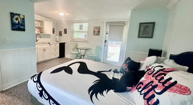 Номер Standard Neptune's Grotto Waterfront Retreat
