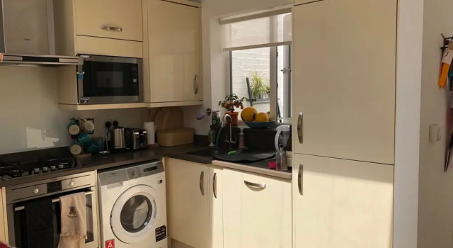 The Spacious Fitzjohn’s Road Apartment - RKC, Varaa Huoneisto Asunnot kohteessa Merseyside, Huoneisto