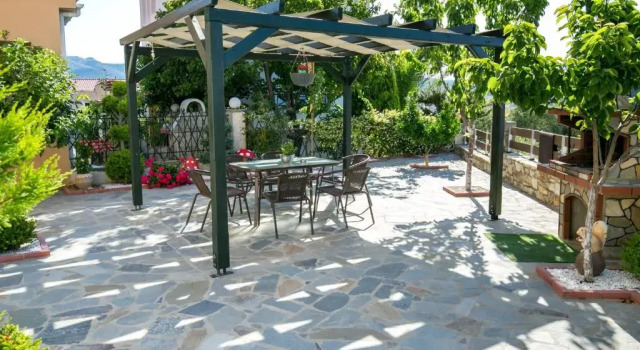 Апартаменты c 1 комнатой с видом на сад Limenaria View