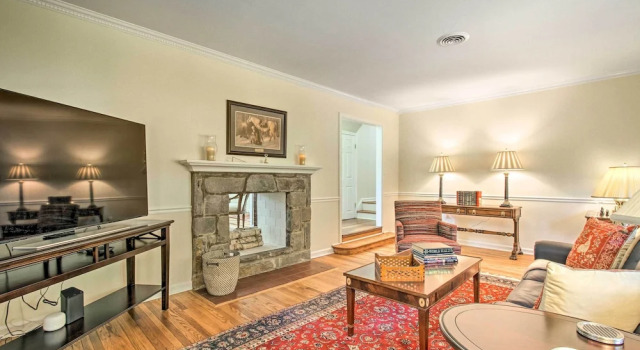 Near Philly & PGA Champ! Inviting Home w/ Yard, 预订 度假屋 韦恩 美利坚合众国-美利堅合眾國
