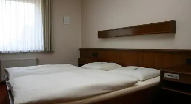Номер Standard Hotel Esinger Hof garni