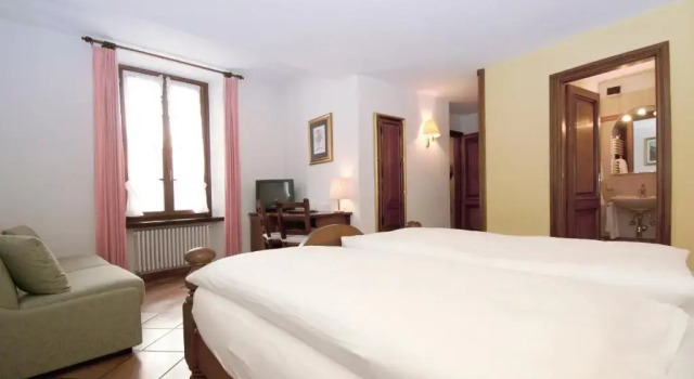 Двухместный номер Standard с видом на озеро Albergo Ristorante della Posta