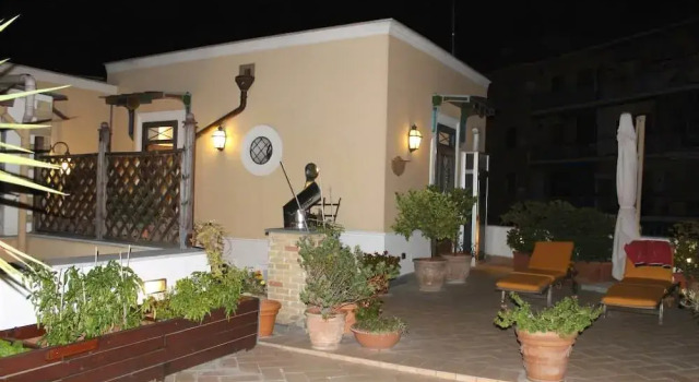 Il Portoncino, Prenota Hotel Capodimonte Napoli