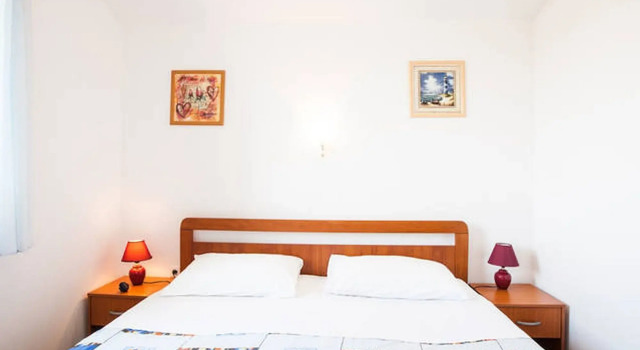 Luton Apartments, Zadar - Kozino, Heated Pool & Hot Tub, Забронировать Апартаменты/квартира Задар Задарская жупания, рядом с Пляж Дикло