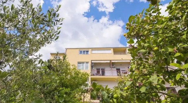 Apartments Iskra