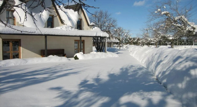 Whitestone Cottages, Забронировать Дом для отпуска Отели South Island с парковкой, Парковка