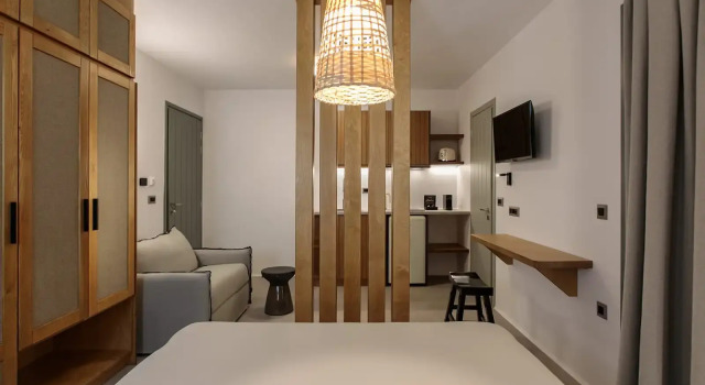 Люкс "Makava Suites" Your Luxe Urban Sanctuary