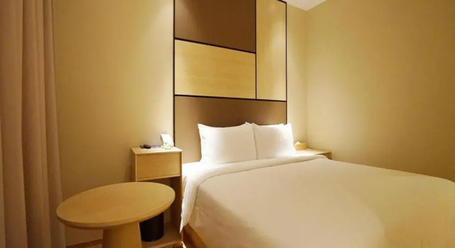 JI Beiing Capital Airport Hotel, Rezerwuj Hotel Hotele 3-gwiazdkowe w Pekin, 3*