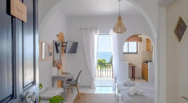 Двухместный номер Standard Цокольный этаж Pefkides Aegina Boutique Apartments