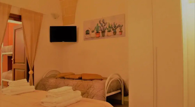 Номер Comfort с 2 комнатами Home Porta Napoli Lecce