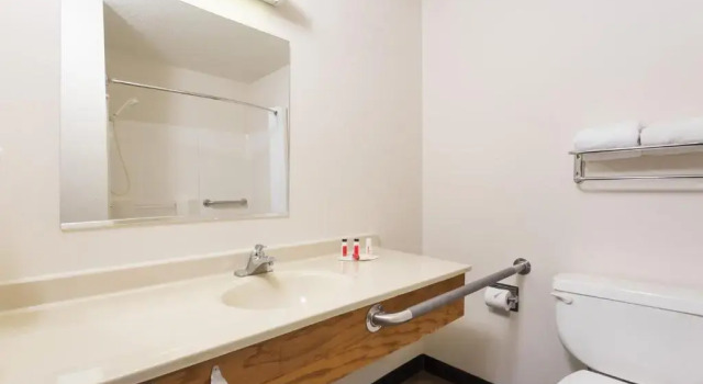 Люкс Super 8 by Wyndham Germantown/Milwaukee
