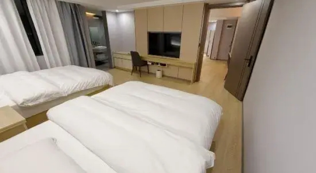 Люкс Deluxe Maguan Golden Oriental Hotel