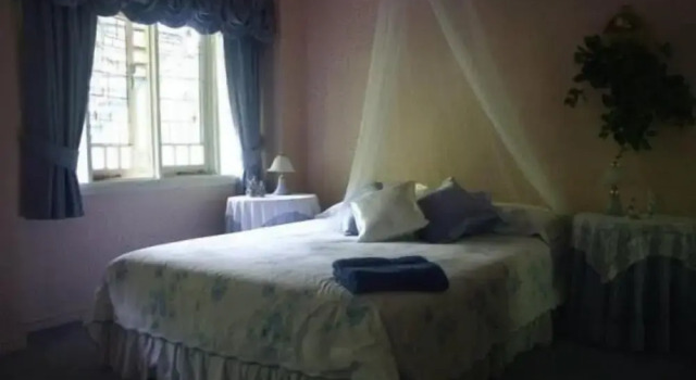 Riviera Bed & Breakfast, Rezerwuj Bed and Breakfast Hotele w Gold Coast ze śniadaniem, Śniadanie