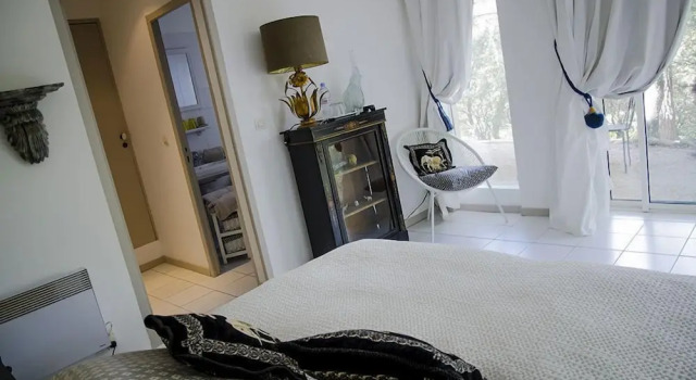 L’Éléphant de Vaugines, Varaa Bed and Breakfast Vaugines Luberon