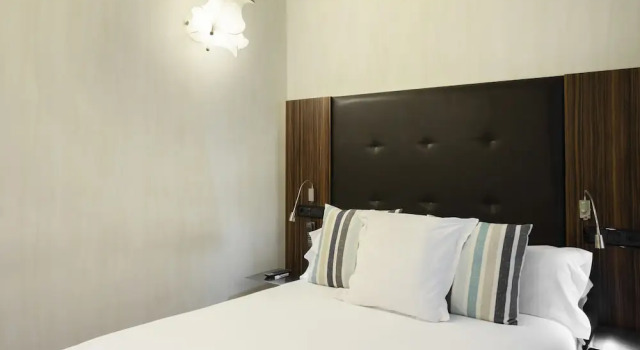 Двухместный номер Small Petit Palace Tamarises