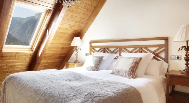 Prat de Gessa by FeelFree Rentals, Забронировать Отель Бизнес-отели Наут-Аран, 4* 5*