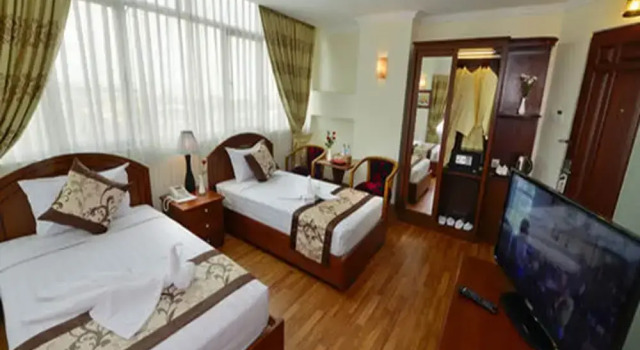 Номер Deluxe Millennium Hotel