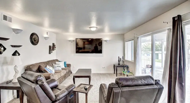 Waterfront Condo W & Dock Access, Rezerwuj Apartament Polson 