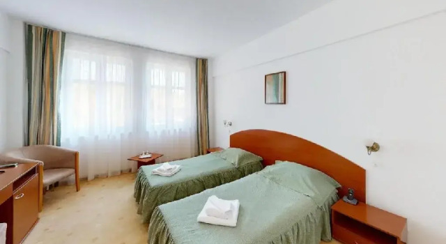 Complex Jasmine Ocna Sibiului  Hotel Helios, Varaa Hotelli  