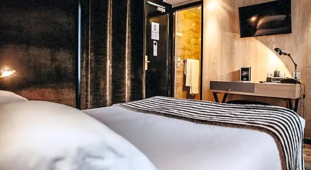 Номер Standard с видом на внутренний двор Hotel Le Notre Dame Saint Michel