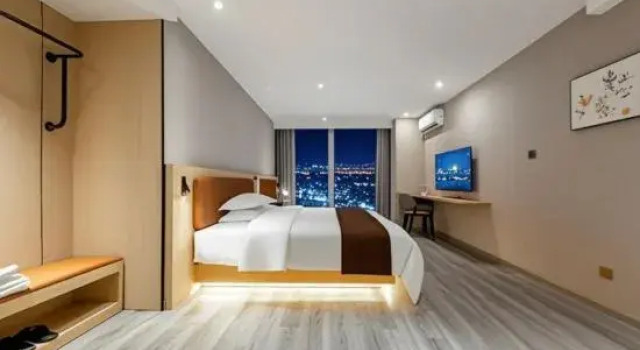 Люкс Yunxing I High Altitude City View AestheticsDesigner Hotel (Huaihua High Speed Railway Station)