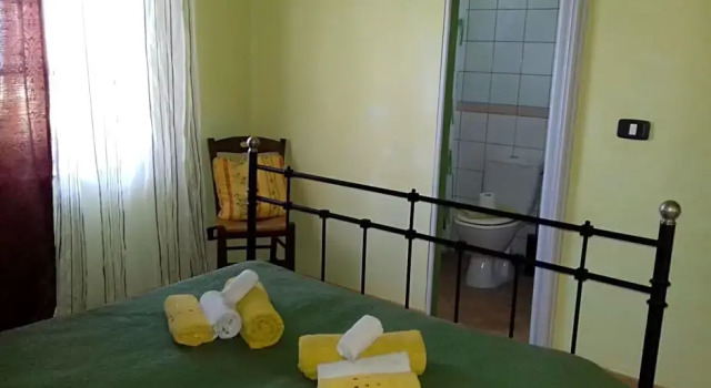 Casa Allorello, Book Hotel Hoteller i Perdifumo med parkering, Parkering
