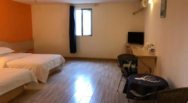 Номер Business 7Days Inn Guangzhou Shijing Jinbi Xincheng
