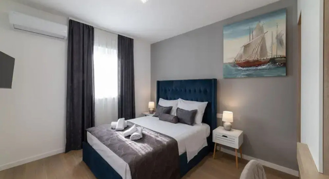 Luxury Kastela Villa With Heated Pool and Lounge Area, Rezerwuj Willa Hotele w Split-Dalmatia County z parkingiem, Parking