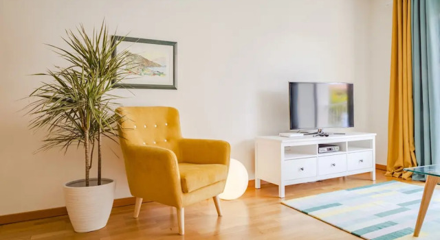 Funchal City Center Apartment by MHM, Rezerwuj Apartament Serra de Agua Funchal