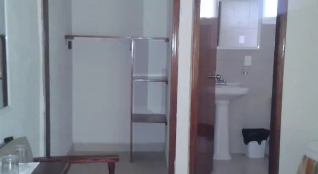 Четырёхместный номер Premium с видом на сад Hotel Playa Azul