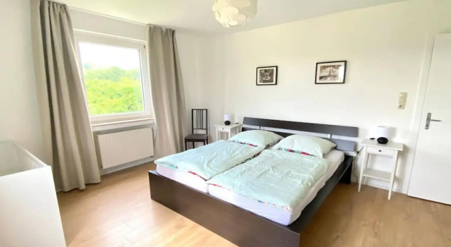 Idyllic country house with panoramic view, Забронировать Отель Бергиш-Гладбах Bergisches Land