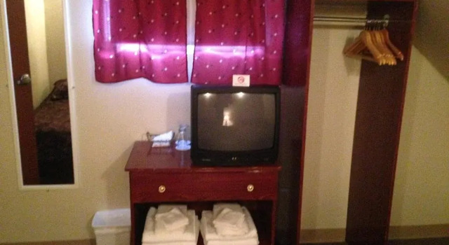 Gîte Le Petit Hôtel, Prenota Hotel Sainte-Monique Canada