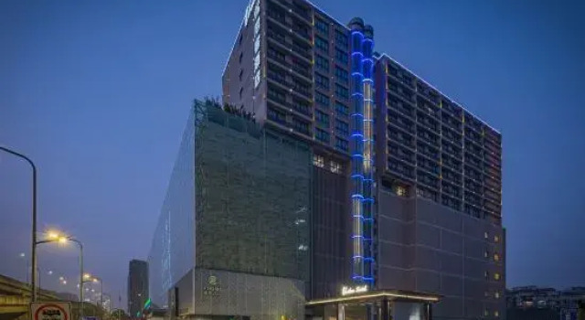 Unikue Hotel, Забронировать Отель Отели Лунцюанььи 4 звезды, 4*