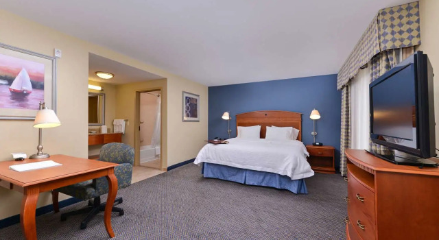 Студия Hampton Inn Evanston
