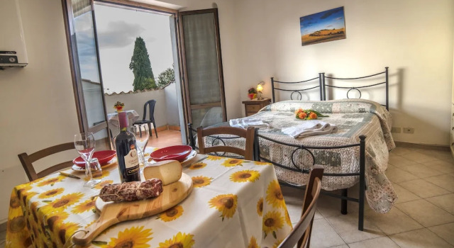 Casa Vacanze Santa Caterina, Prenota Hotel Asciano Crete Senesi
