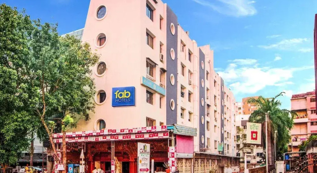FabHotel Gharonda Residency MIDC, Забронировать Отель Отели штата Махараштры с завтраком, Завтраки