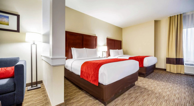 Четырёхместный люкс Comfort Inn & Suites North Platte
