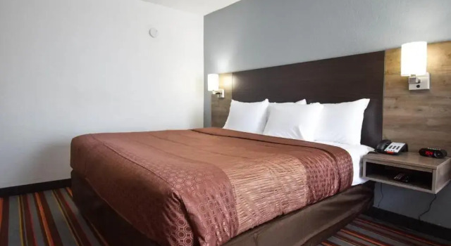 Номер Standard Quality Inn & Suites Sulphur Springs