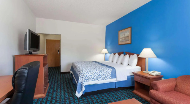 Двухместный номер Standard Days Inn & Suites by Wyndham Cambridge