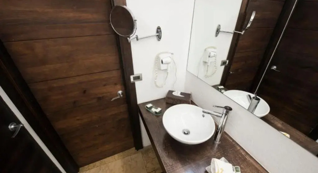 Люкс с балконом Colombe Hotel Boutique