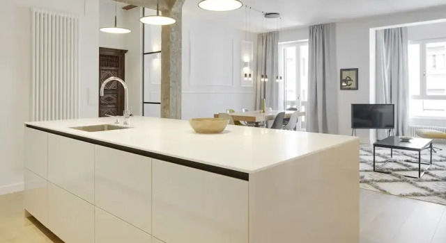 Wiesbaden by FeelFree Rentals, Rezerwuj Hotel Hotele w Baskonia z parkingiem, Parking