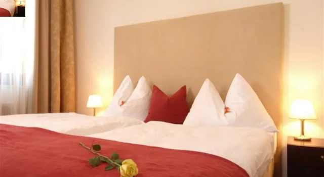 Seehotel Dr. Jilly, Забронировать Отель Отели Пёрчах-ам-Вёртерзе с парковкой, рядом с Congress Center Wörthersee, Парковка