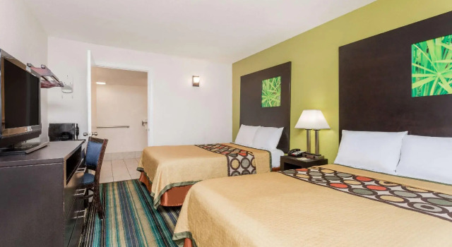 Двухместный номер Standard Super 8 by Wyndham Augusta