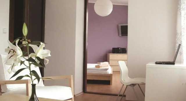 Апартаменты Hotel Saloon